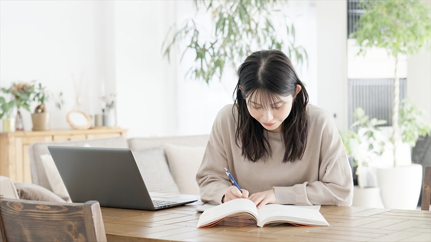 ビジネス２倍プロデューサーコーチの小泉美礼さんの勉強イメージ