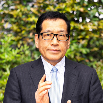 片原栄一