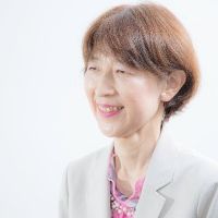 倉持英子