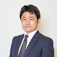 小串滋彦