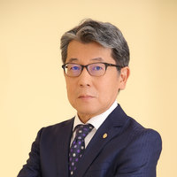 山内真二